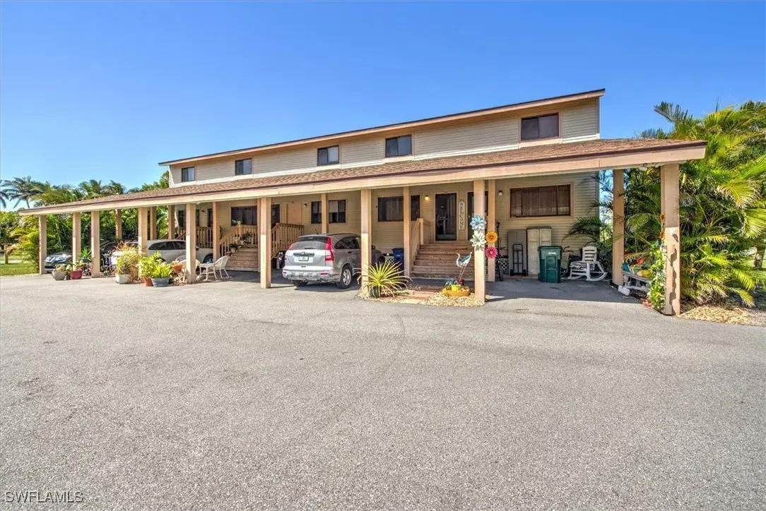 Picture of 13508 Siesta Pines CT 7, Fort Myers, FL 33908