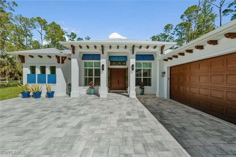 Picture of 3321 3Rd Ave Nw, Naples FL 34120