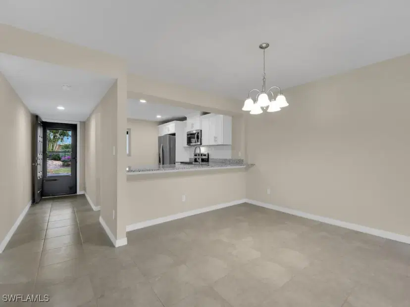 Picture of 16560 Partridge Place RD 104, Fort Myers FL 33908