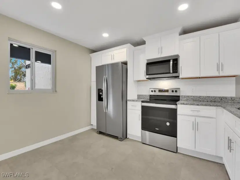 Picture of 16560 Partridge Place RD 104, Fort Myers FL 33908