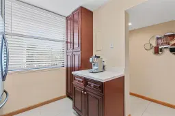 Picture of 1508 Whitehall Dr 303, Davie, FL 33324