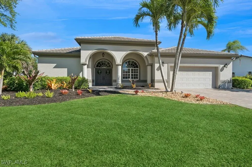 Picture of 12471 Woodtimber Ln, Fort Myers, FL 33913