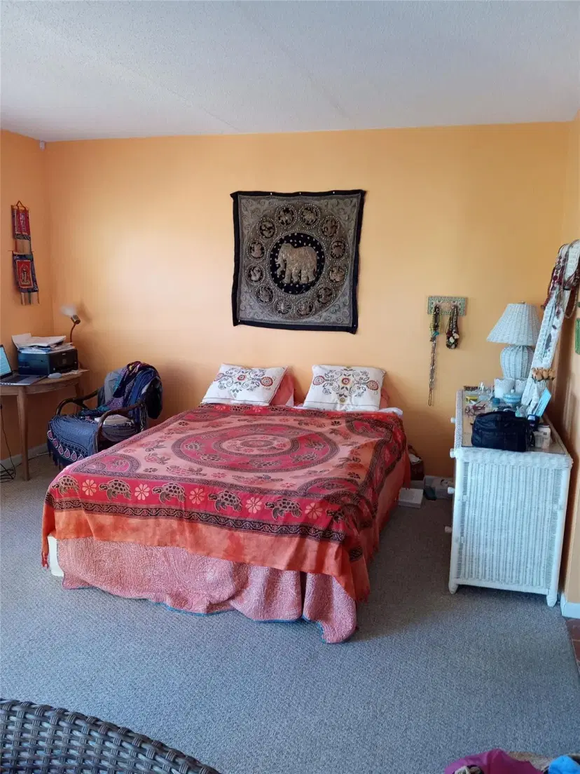 Picture of 2050 Oleander Boulevard 6-204, Fort Pierce FL 34950