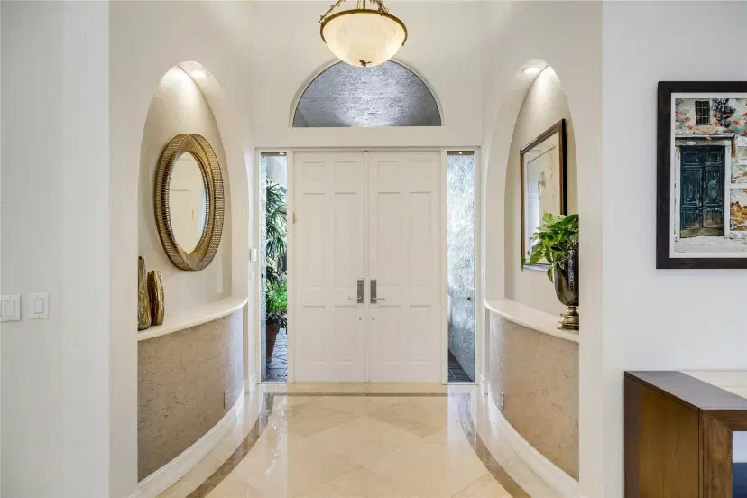 Picture of 2520 Princeton Ct, Weston FL 33327