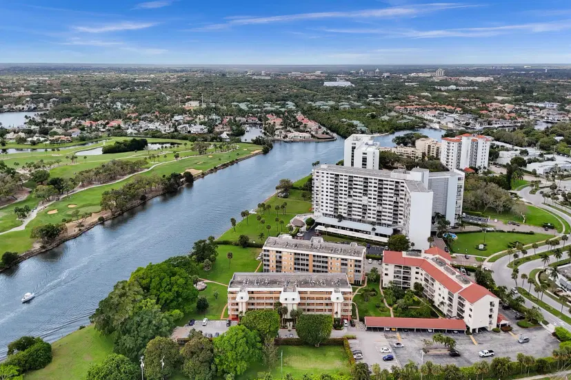 Picture of 308 Golfview Road 406, North Palm Beach FL 33408