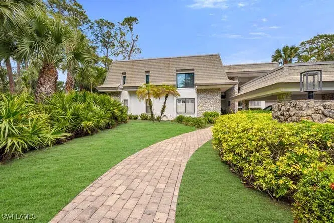 Picture of 711 Wildwood Ln 711, Naples FL 34105