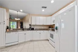 Picture of 12100 Summergate Cir 101, Fort Myers, FL 33913