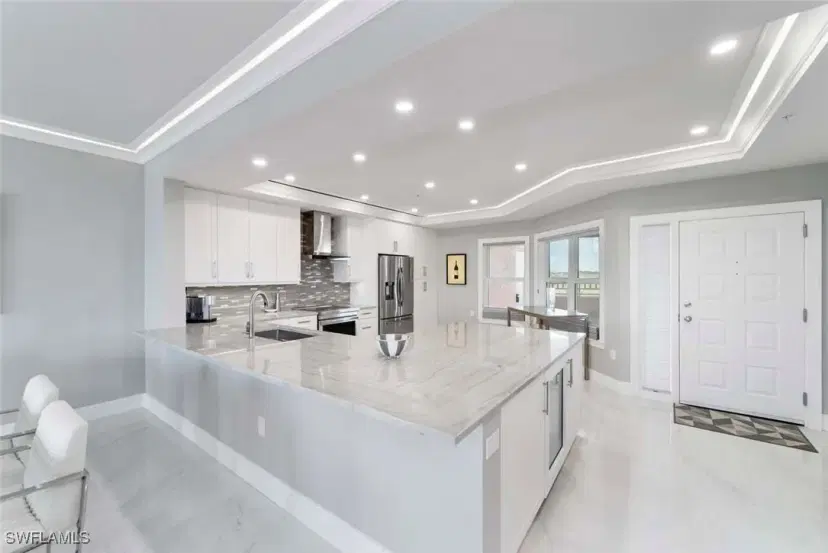Picture of 260 Barefoot Beach Blvd 303, Bonita Springs FL 34134