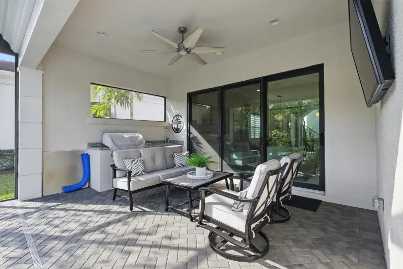 Picture of 13110 Artisan Circle, Palm Beach Gardens FL 33418