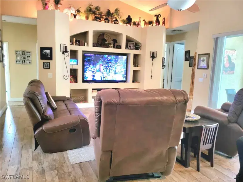 Picture of 715 Hutto Rd, North Fort Myers FL 33903