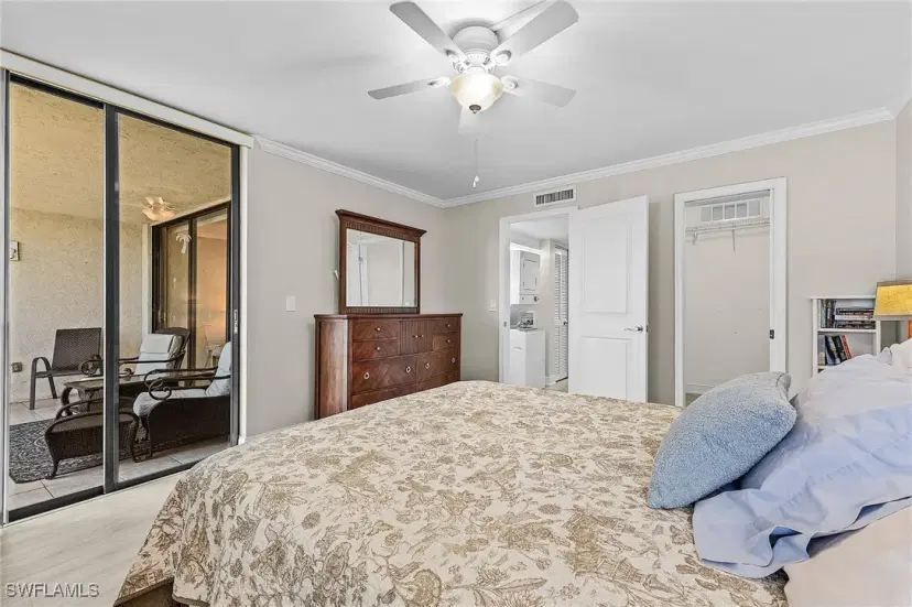 Picture of 4240 Steamboat Bend 305, Fort Myers FL 33919