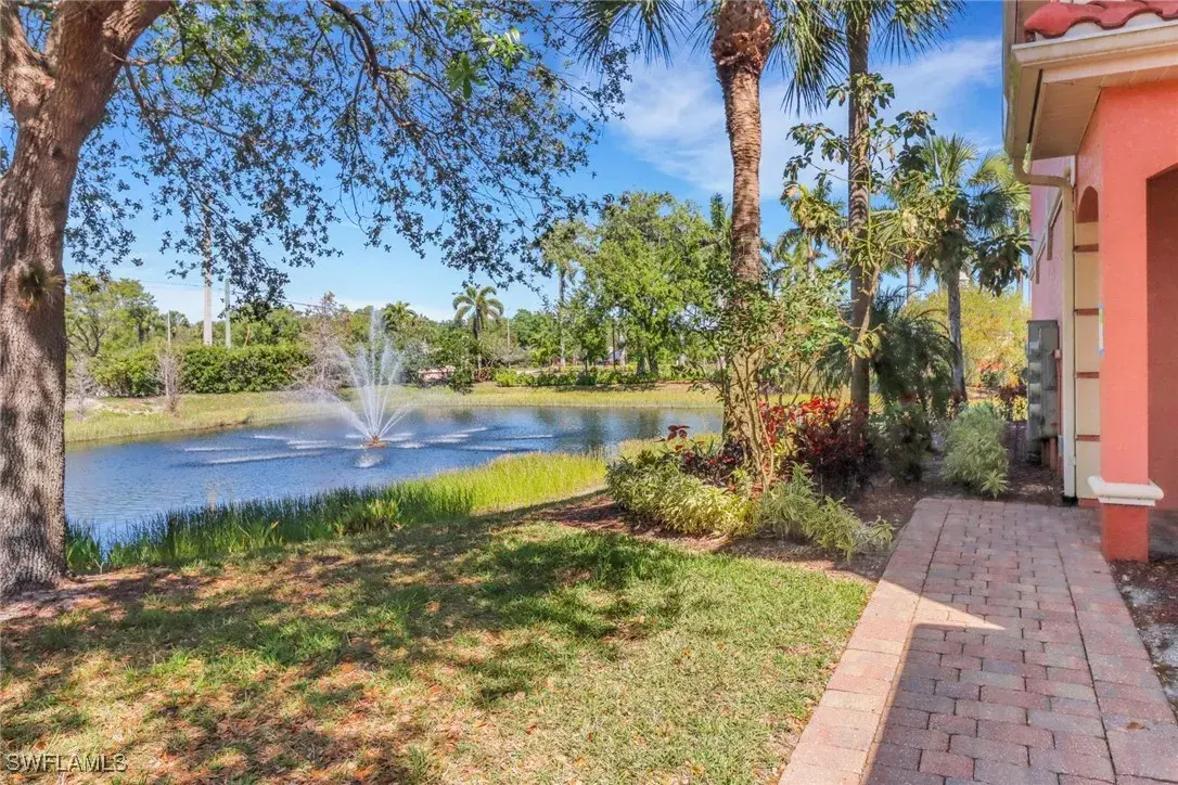 Picture of 20140 Estero Gardens Cir 101, Estero, FL 33928