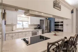 Picture of 4307 Island Cir 1, Fort Myers, FL 33919
