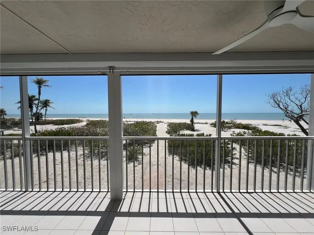 Picture of 3015 W Gulf Dr 102, Sanibel, FL 33957
