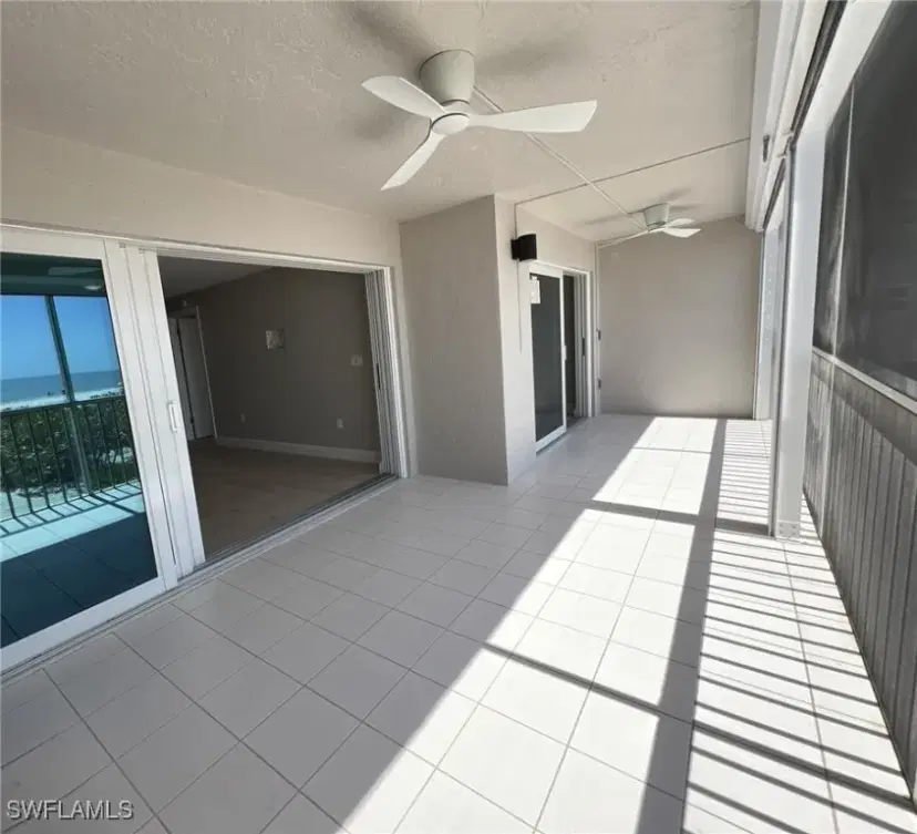 Picture of 3015 W Gulf Dr 102, Sanibel FL 33957