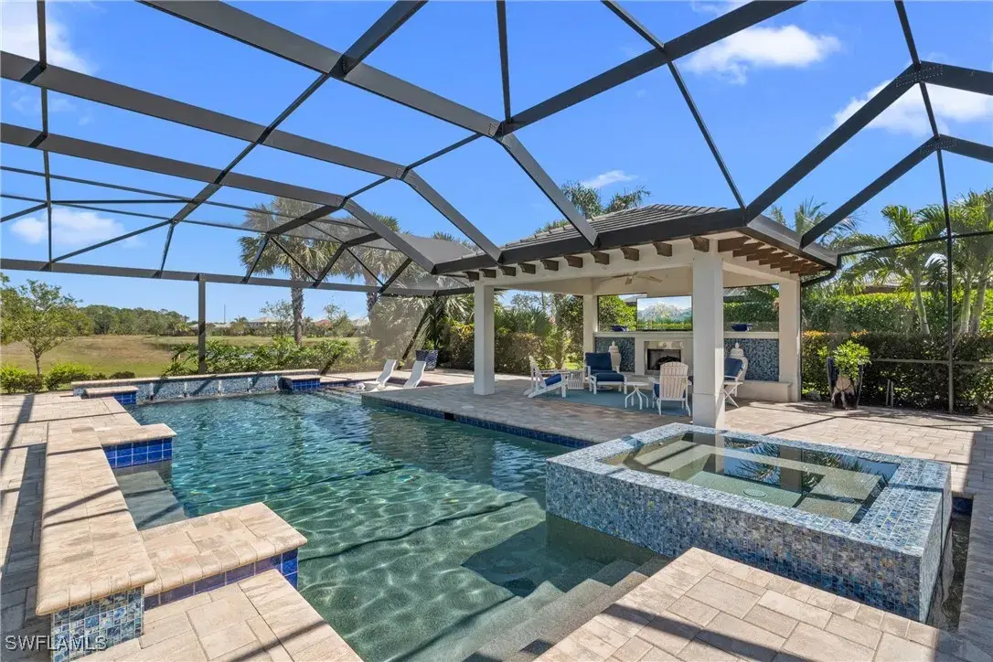 Picture of 2283 Somerset Pl, Naples, FL 34120