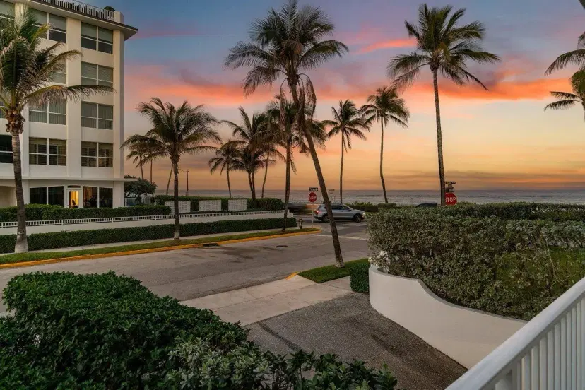 Picture of 350 S Ocean Boulevard 204, Palm Beach FL 33480