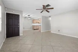 Picture of 3945 La Palma St, Fort Myers, FL 33901