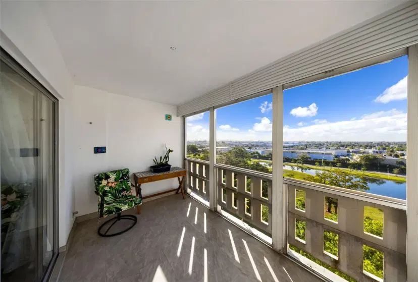 Picture of 4330 Hillcrest Dr 905, Hollywood, FL 33021