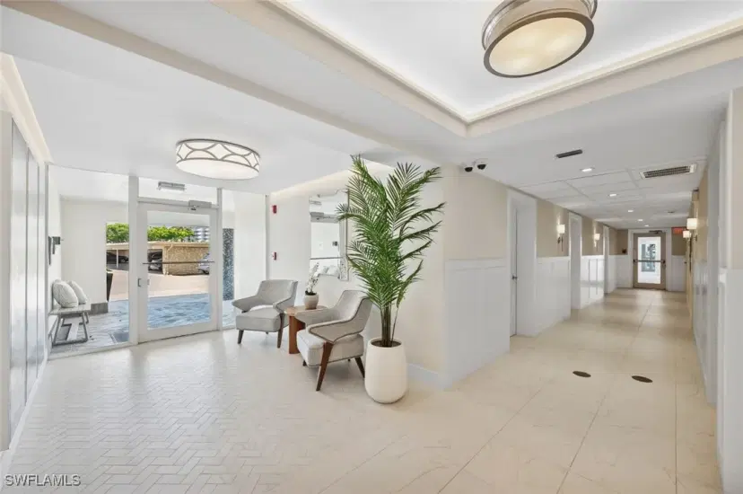 Picture of 3410 Gulf Shore Blvd N 403, Naples FL 34103
