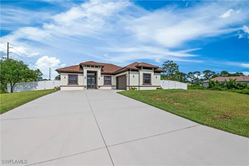 Picture of 101 Clyde Ave N, Lehigh Acres FL 33971