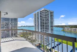 Picture of 108 Lakeshore Drive 1441, North Palm Beach, FL 33408