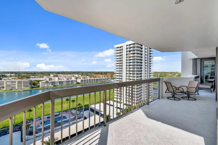 Picture of 108 Lakeshore Drive 1441, North Palm Beach FL 33408