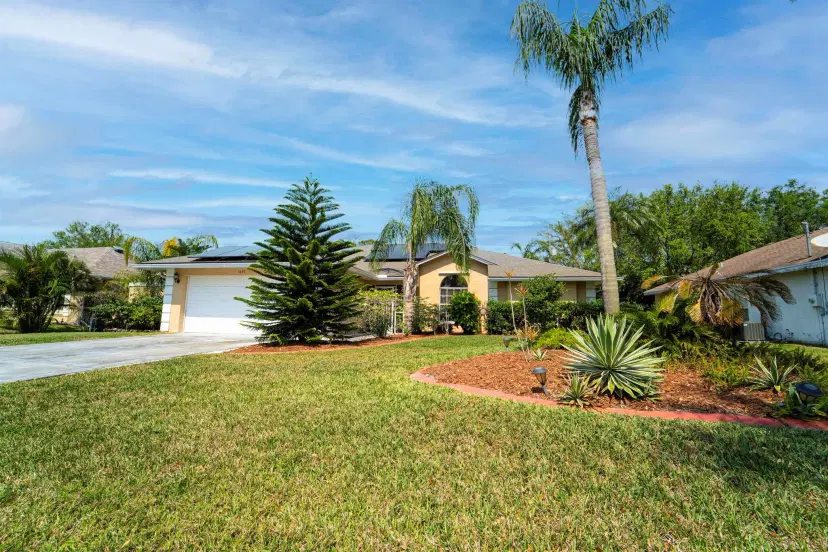 Picture of 1849 SW Kimberly Avenue, Port St Lucie FL 34953
