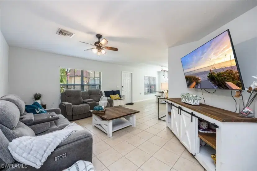 Picture of 9072 Gervais Cir 307, Naples FL 34120