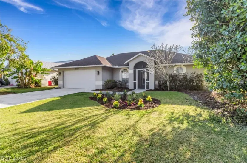 Picture of 3614 Kent Dr, Naples FL 34112