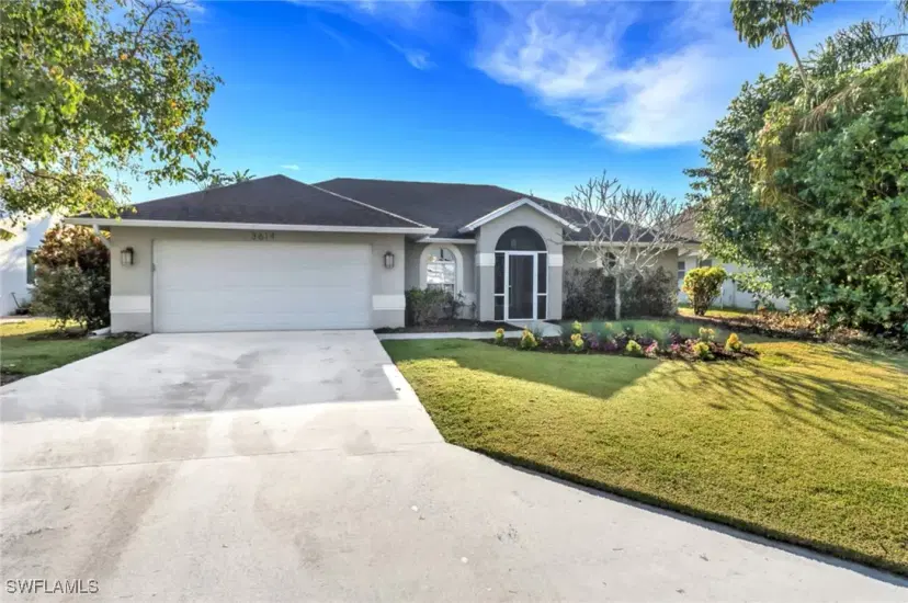 Picture of 3614 Kent Dr, Naples FL 34112