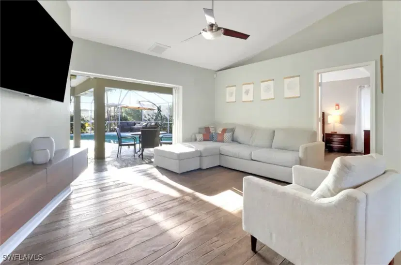 Picture of 3614 Kent Dr, Naples FL 34112