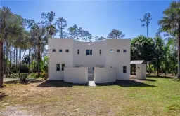 Picture of 19311 Burgundy Farms Rd, Estero, FL 33928