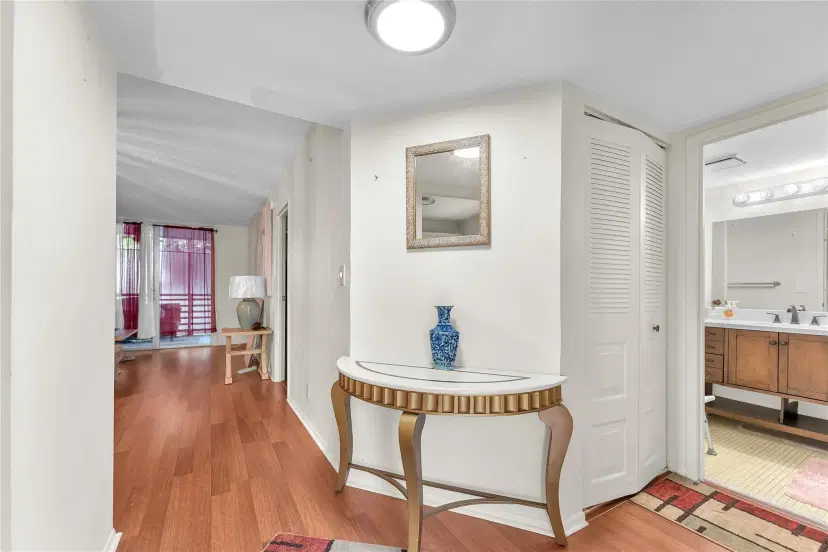 Picture of 2601 NW 48 Terrace 345, Lauderdale Lakes FL 33313