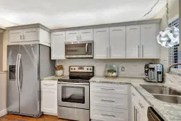 Picture of 4700 Lucerne Lakes Boulevard 206, Lake Worth, FL 33467