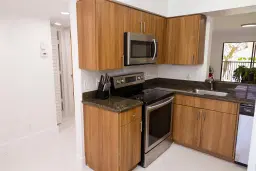Picture of 2209 S Cypress Bend Dr 203, Pompano Beach, FL 33069