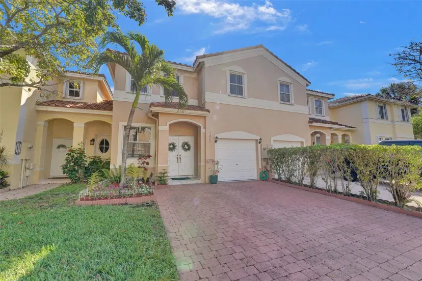 Picture of 3869 Sw 170 Ave 3869, Miramar FL 33027