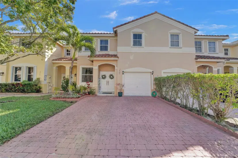 Picture of 3869 Sw 170 Ave 3869, Miramar FL 33027