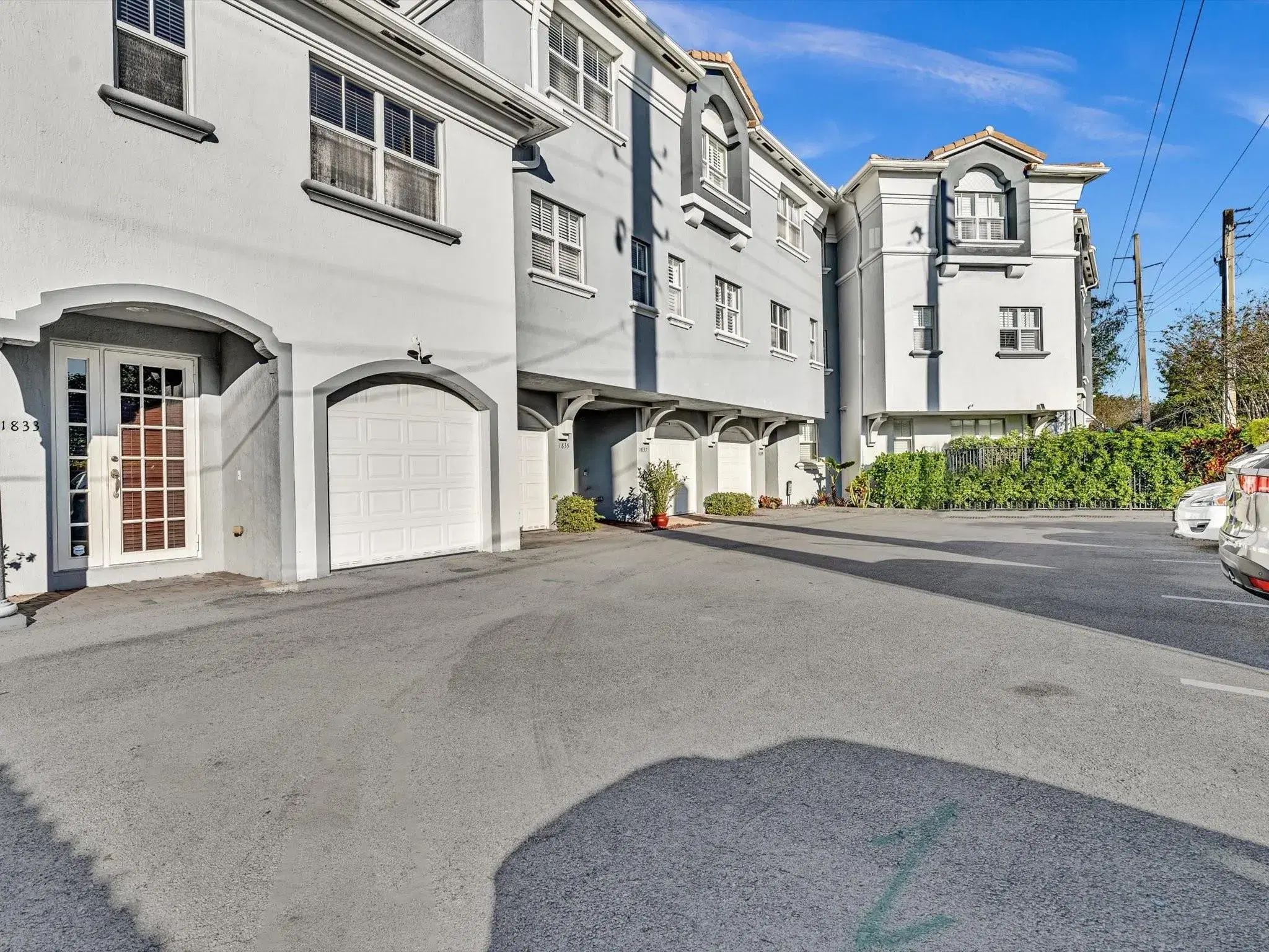 Picture of 1839 N Dixie Hwy 1839, Fort Lauderdale, FL 33305