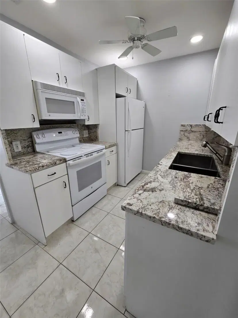 Picture of 3036 Harwood D 3036, Deerfield Beach FL 33442