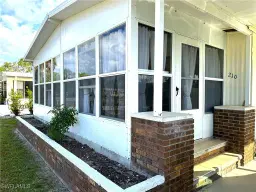 Picture of 210 Pine Key Ln 210, Naples, FL 34114