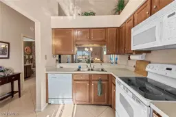 Picture of 1011 SE 38Th Ter 2213, Cape Coral, FL 33904