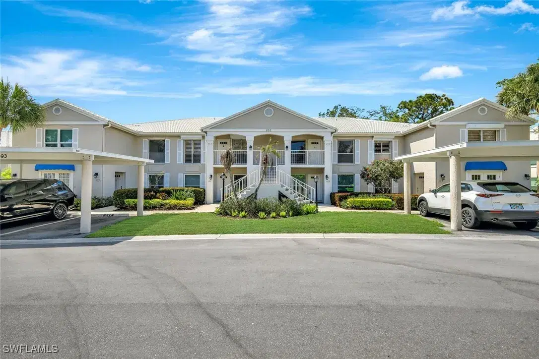 Picture of 893 Gulf Pavilion Dr 101, Naples, FL 34108