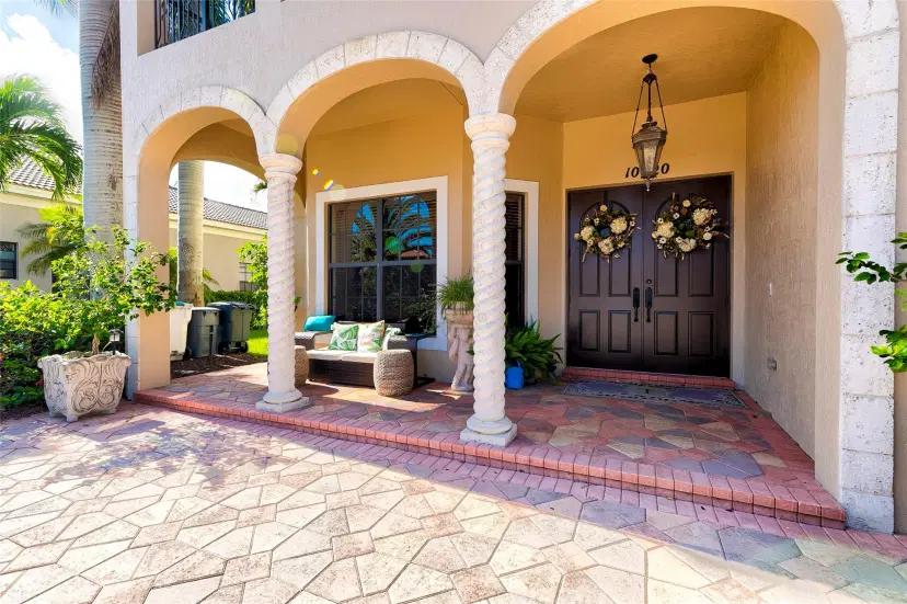 Picture of 10420 Majestic Ct, Parkland FL 33076
