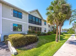 Picture of 880 8Th Ave S 101, Naples, FL 34102