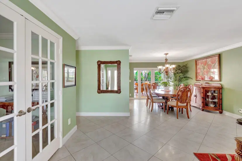Picture of 11882 N Lake Drive, Boynton Beach FL 33436