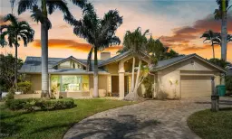 Picture of 813 Cape View Dr, Fort Myers, FL 33919