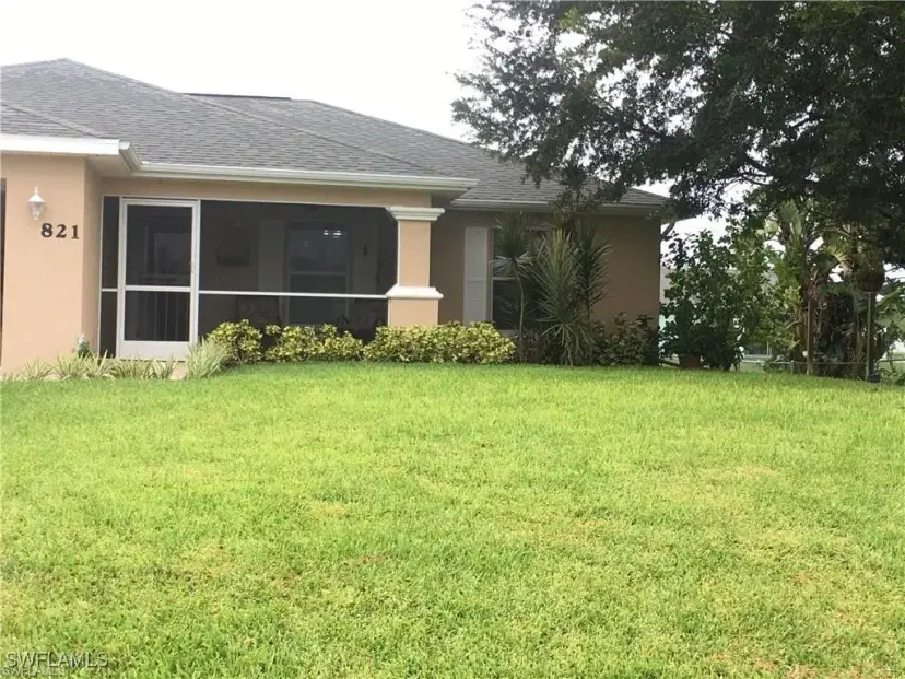 Picture of 821 Casino Ave, Lehigh Acres FL 33971