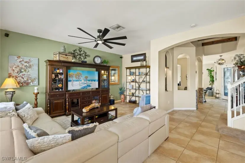 Picture of 17007 Wrigley Cir, Fort Myers FL 33908