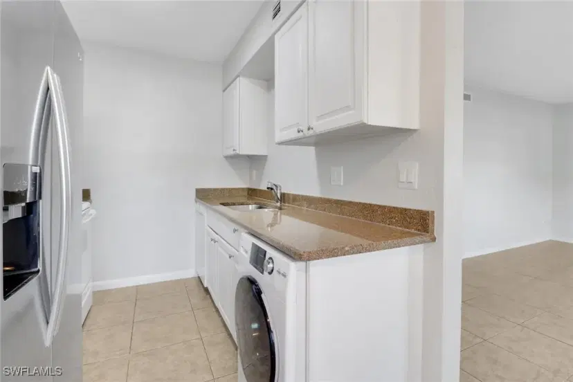 Picture of 4635 Bayshore Dr P4, Naples FL 34112